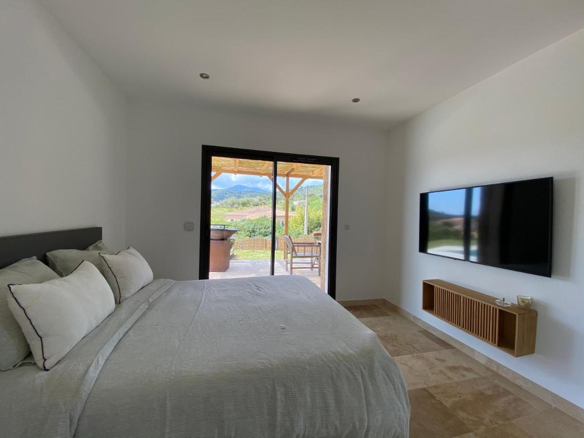 Villa De Charme Avec Piscine A Ajaccio Alata Bagian luar foto